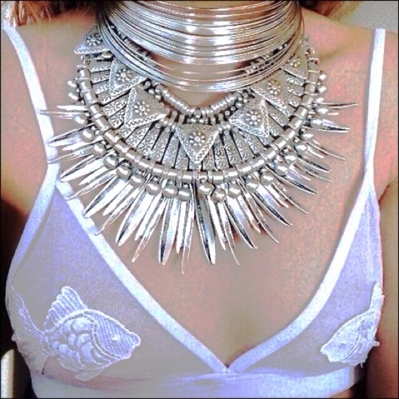 ♡ ⁺ 。 ! ! Moon・ ˚ ⁺ ⭐️ Kin . ! ♡ ♡ - Picture 2 of 8